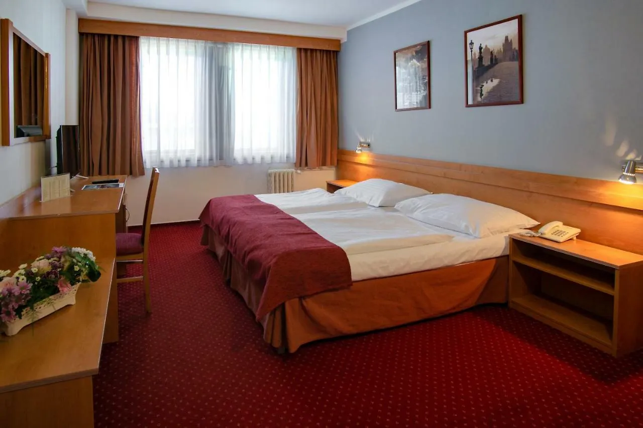 Hotel Globus Prague 3*,