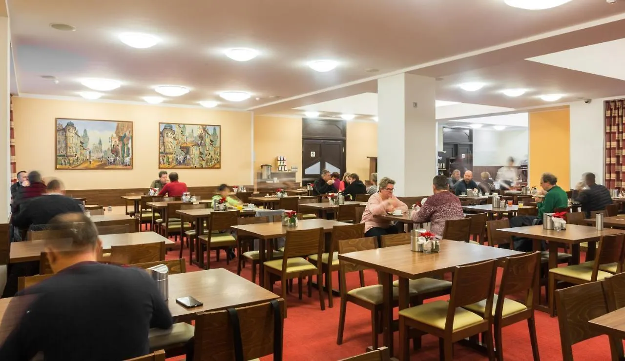 Hotel Globus Прага 3*,  Чехия